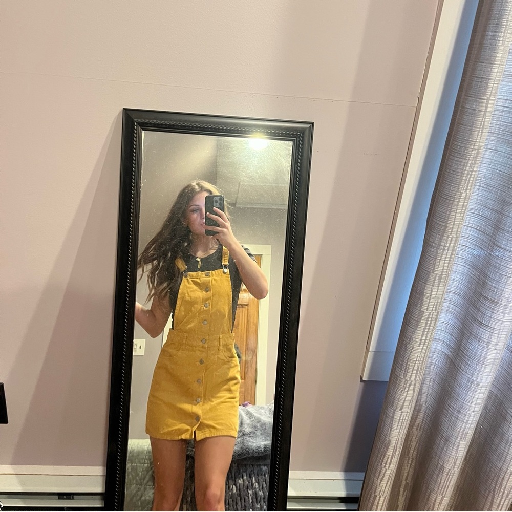Overall dress